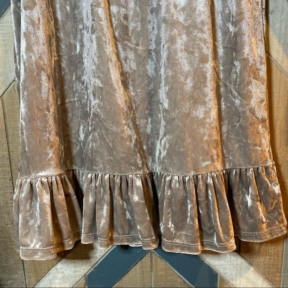 Metallic Silver Velvet-Crush w/ Bell Sleeves Sz XS - Picture 6 of 8